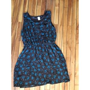 🔴Brown dress with blue flowers